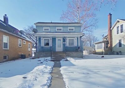 Front of Home - 407 7th Ave Sterling IL - Team Flannery