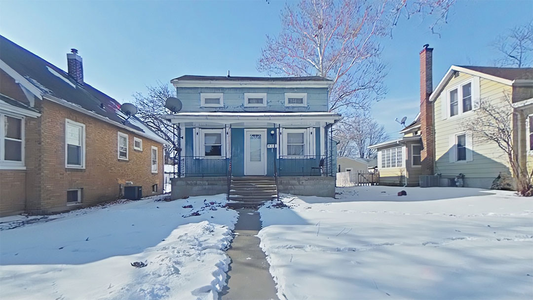 Front of Home - 407 7th Ave Sterling IL - Team Flannery