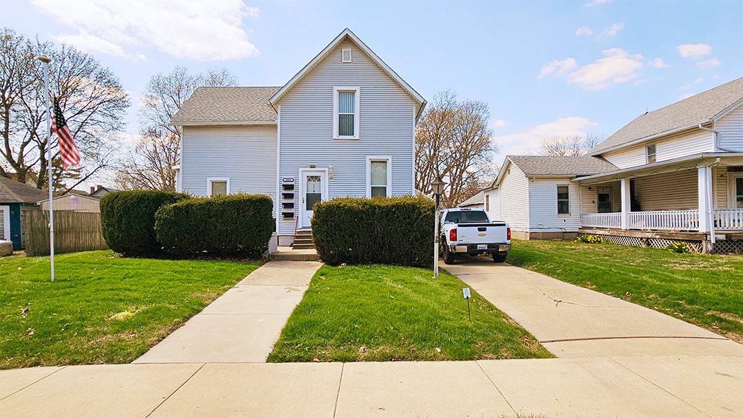 Front of Home - 809 2nd Ave Sterling IL 61081